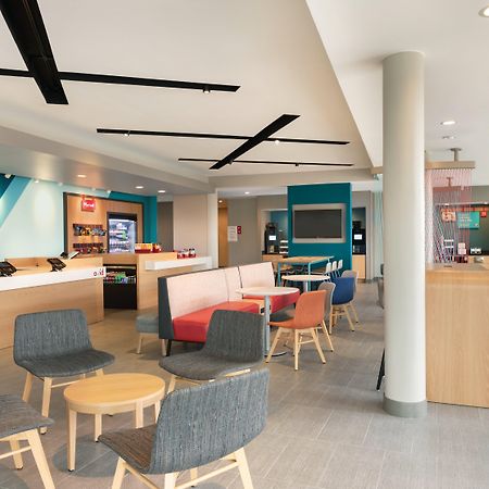 Avid Hotels - Denver Airport Area By Ihg Экстерьер фото