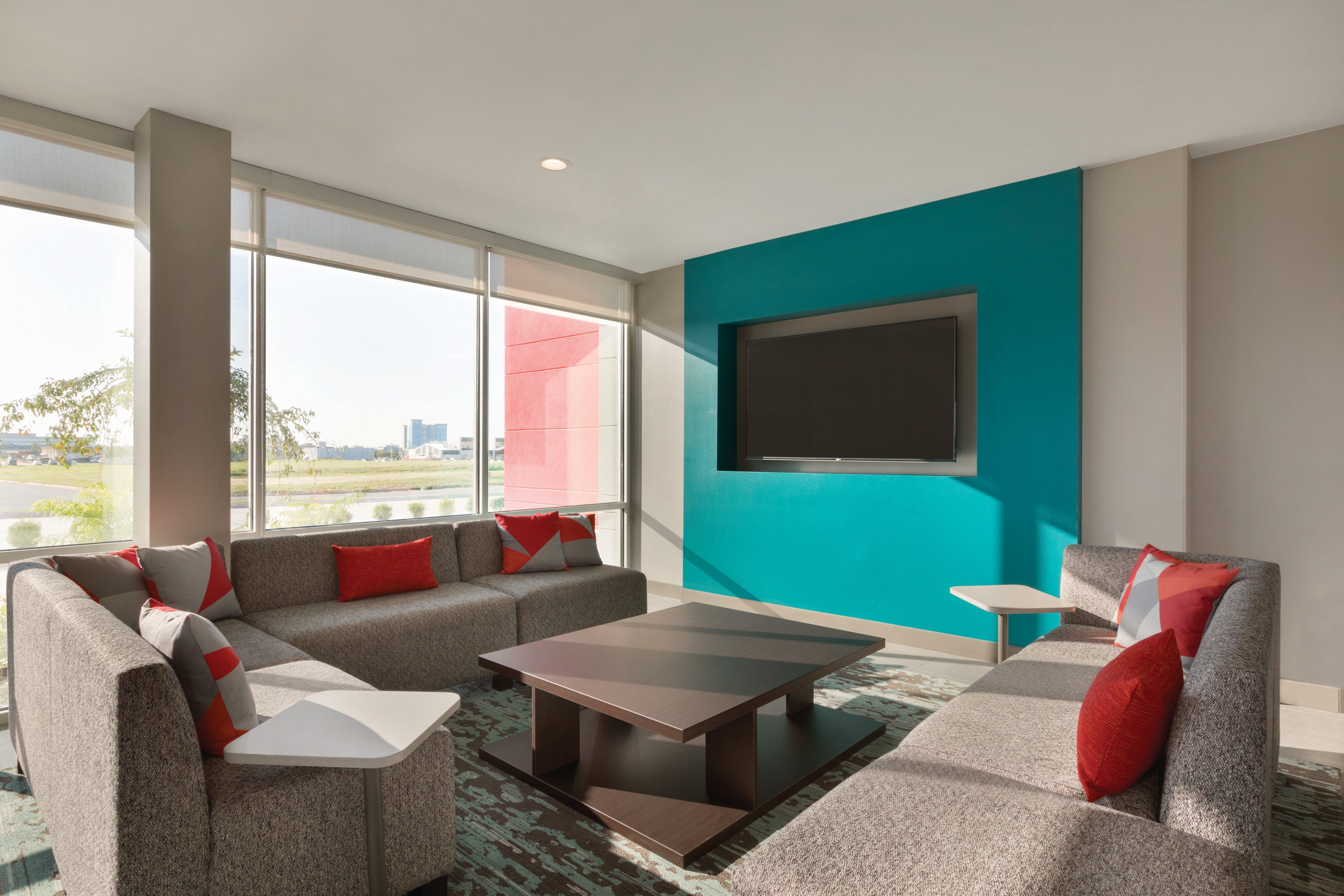 Avid Hotels - Denver Airport Area By Ihg Экстерьер фото
