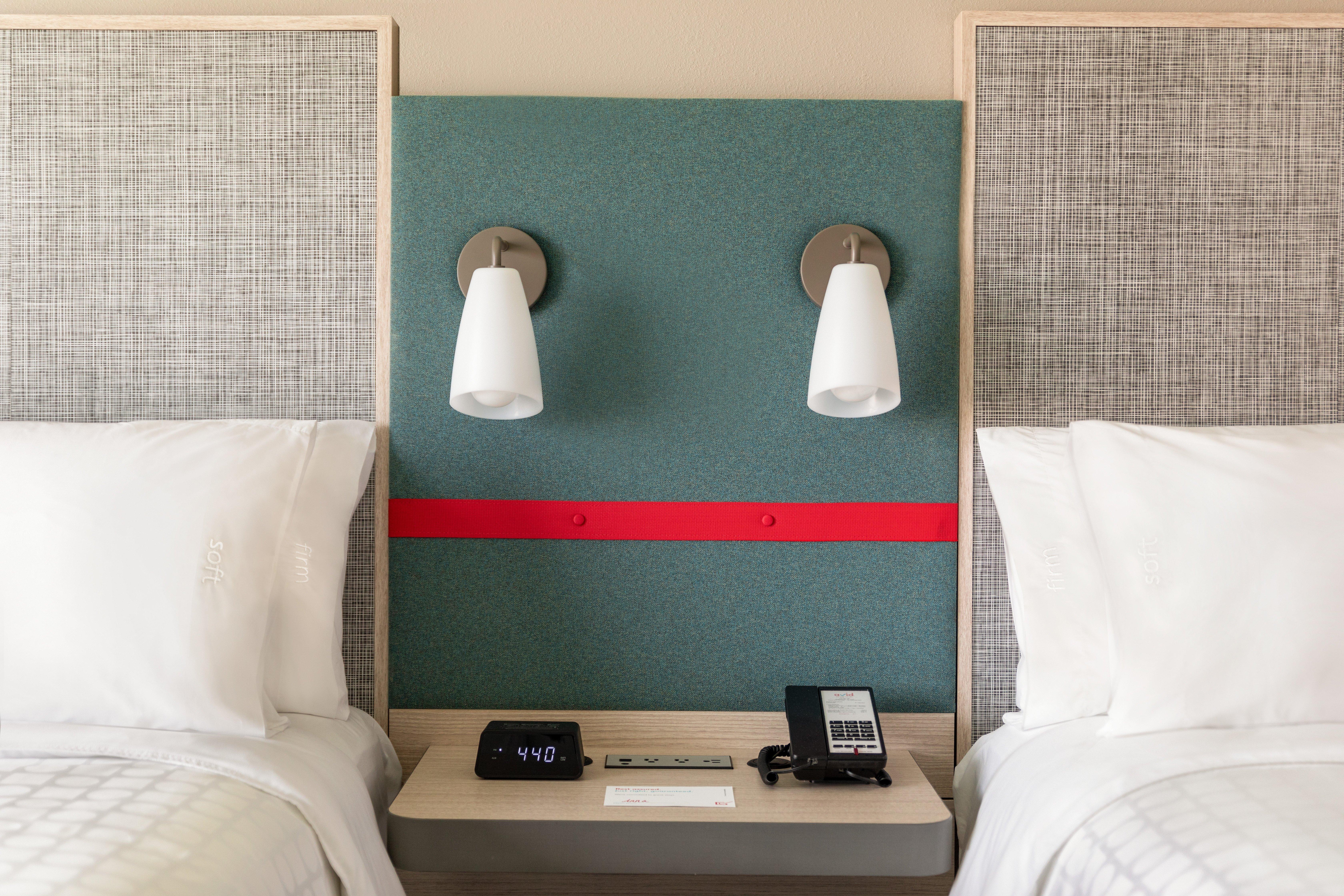 Avid Hotels - Denver Airport Area By Ihg Экстерьер фото